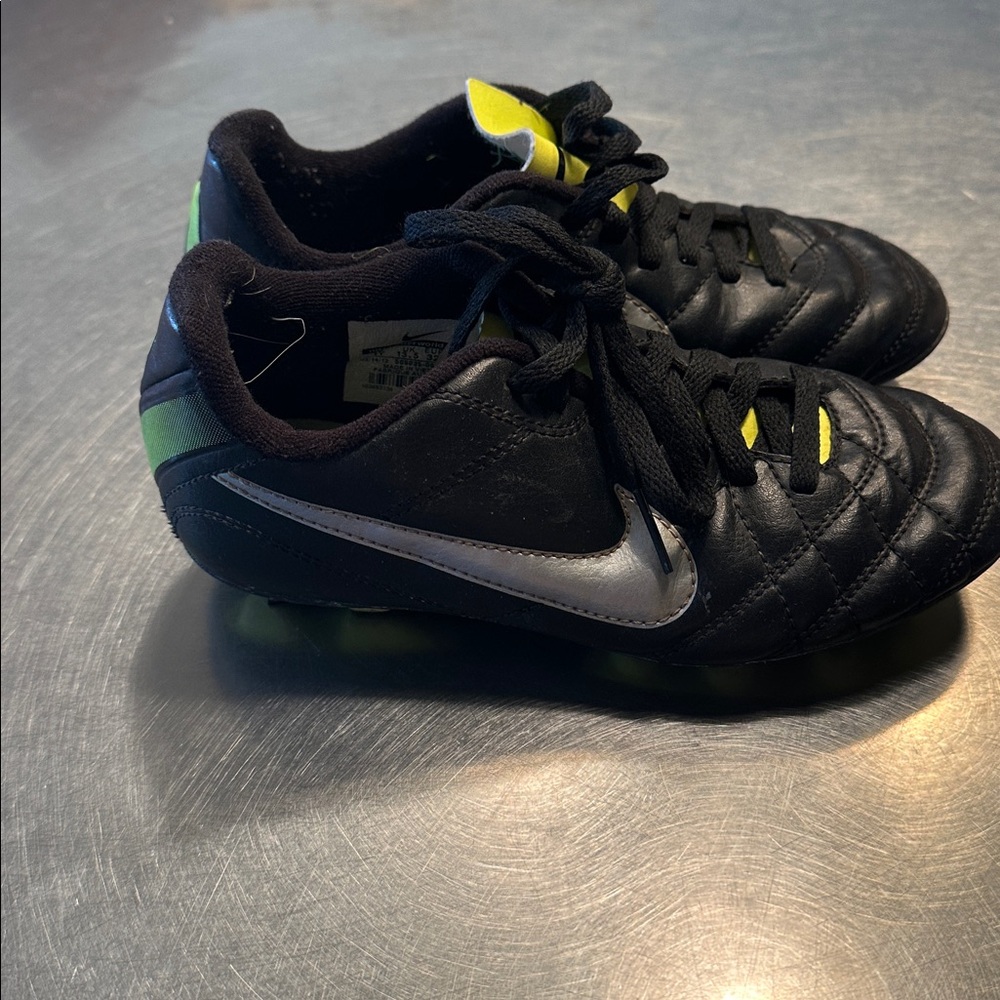 Nike Black and Yellow Athletic Shoes